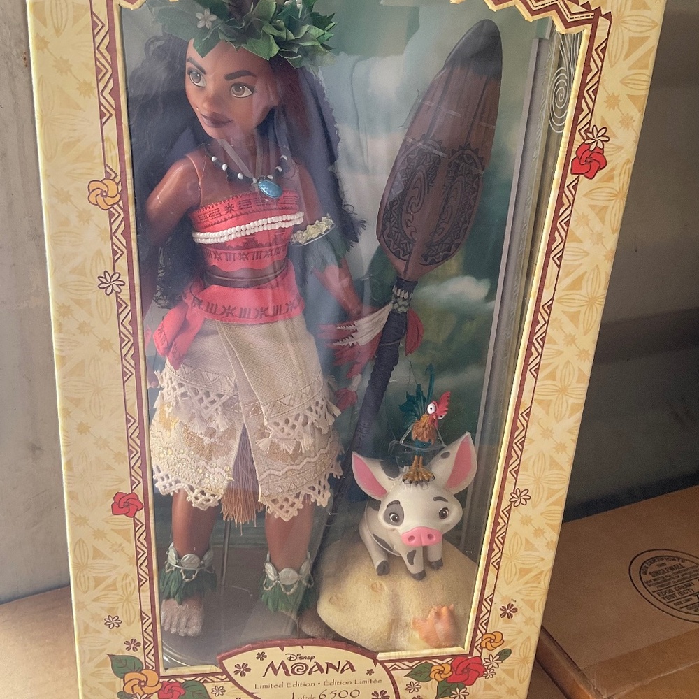 Disney limited edition Moana doll